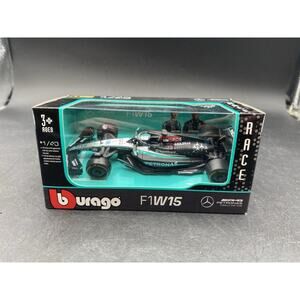 Bburago 1:43 Mercedes-AMG Petronas F1 W14 #44 Hamilton Race Car